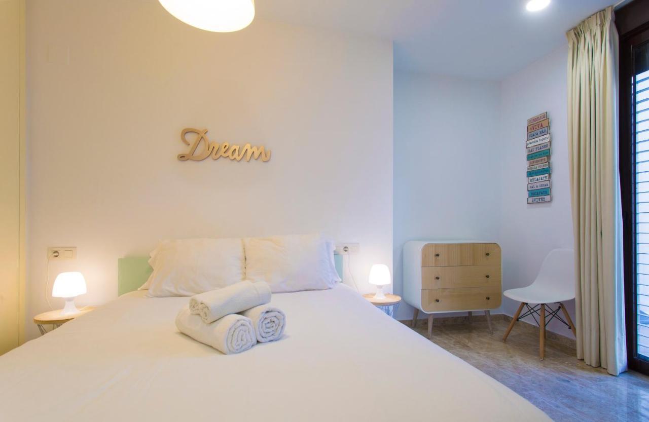 Apartamento Santuario De La Victoria マラガ エクステリア 写真