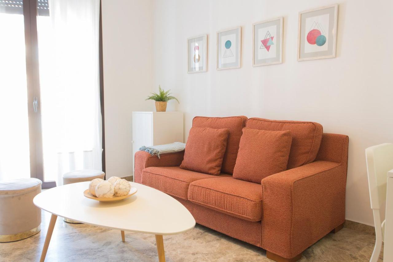 Apartamento Santuario De La Victoria マラガ エクステリア 写真
