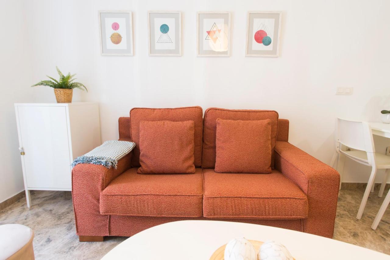 Apartamento Santuario De La Victoria マラガ エクステリア 写真