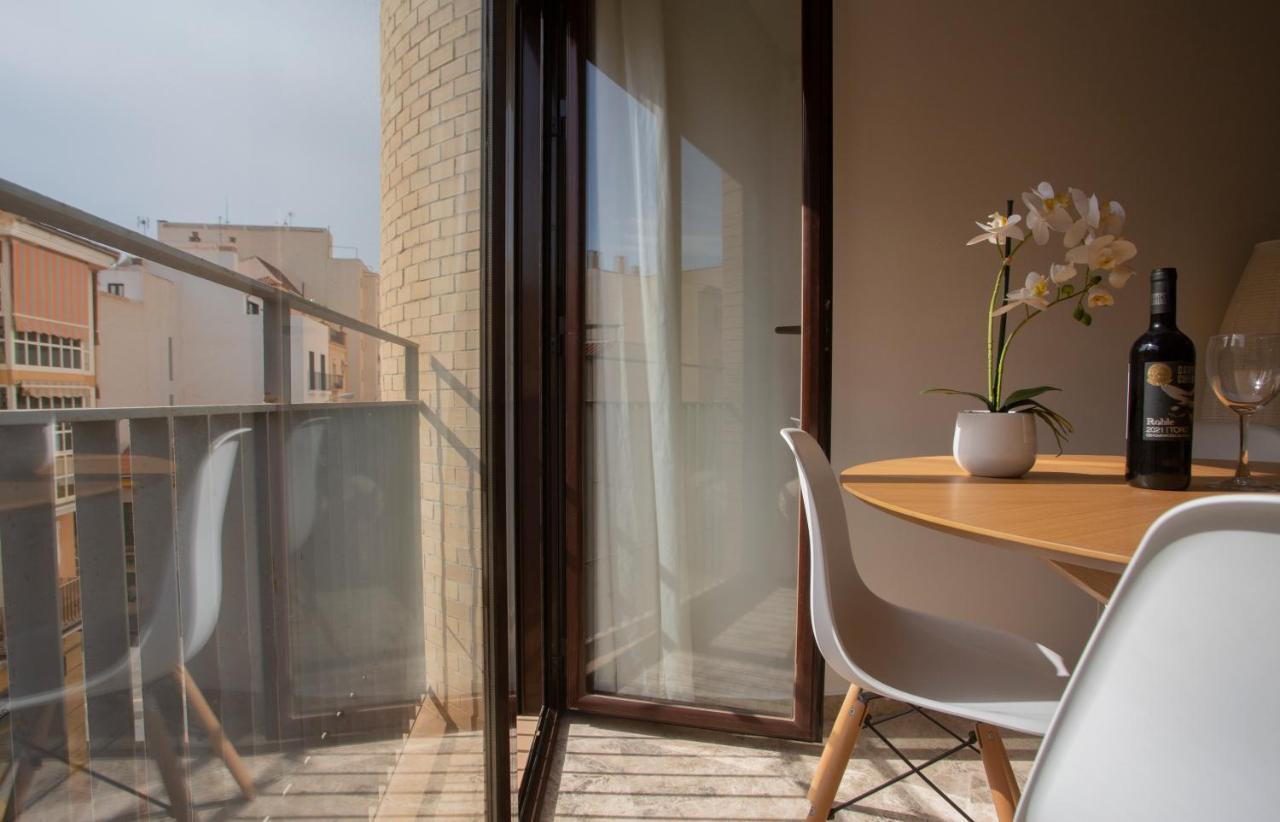 Apartamento Santuario De La Victoria マラガ エクステリア 写真