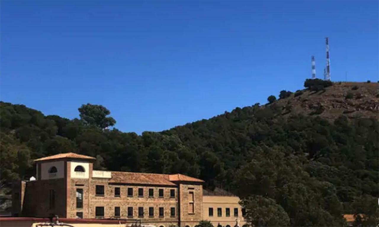 Apartamento Santuario De La Victoria マラガ エクステリア 写真